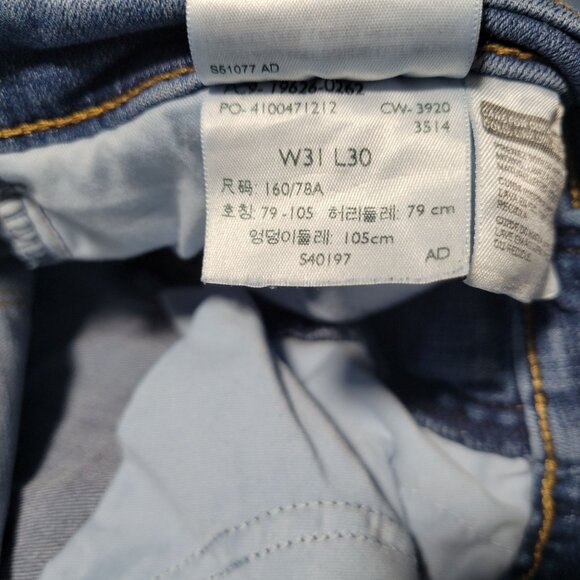 Levis 311 Shaping Skinny Jeans Womens Size 31 Mid Rise Medium Wash Denim Pants - Picture 6 of 6